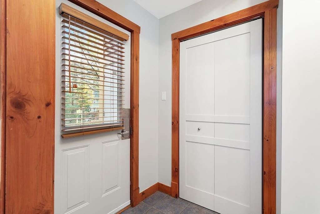 Les Eaux 225-1 By Escapades Tremblant Apartman Mont-Tremblant Kültér fotó